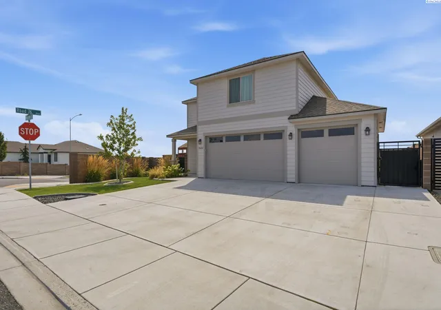 Photo 3 of Single family home for sale at 7602 Massey Dr, Pasco, WA 99301 | MLS# PAC295663 | Listing updated on 2026-10-19