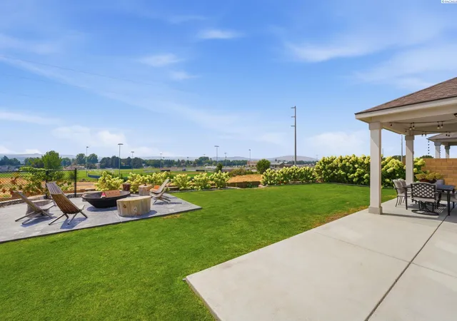 Photo 4 of Single family home for sale at 7602 Massey Dr, Pasco, WA 99301 | MLS# PAC295663 | Listing updated on 2026-10-19