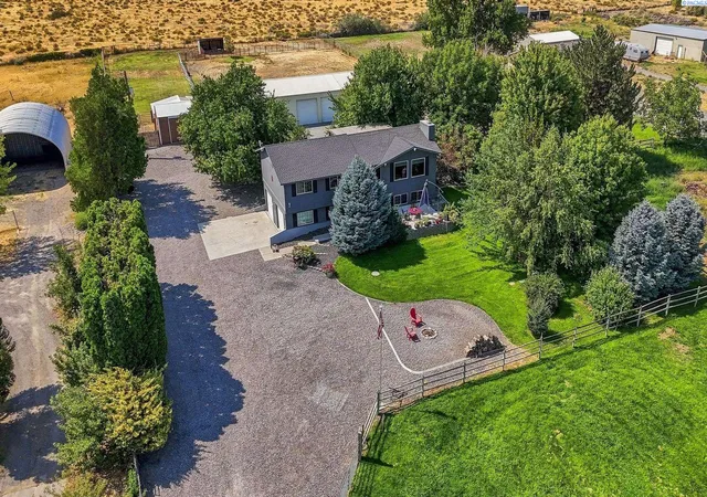 Photo 1 of Single family home for sale at 86512 N Harrington Rd, West Richland, WA 99353 | MLS# PAC295678 | Listing updated on 2026-10-21