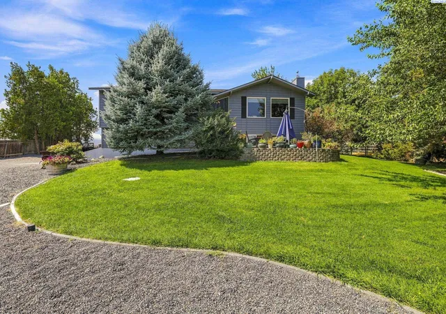 Photo 4 of Single family home for sale at 86512 N Harrington Rd, West Richland, WA 99353 | MLS# PAC295678 | Listing updated on 2026-10-21