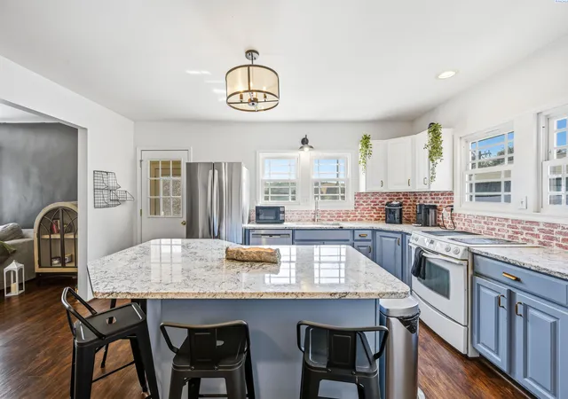 Photo 1 of Single family home for sale at 804 S Hillcrest Dr, Colfax, WA 99111 | MLS# PAC295714 | Listing updated on 2026-10-14