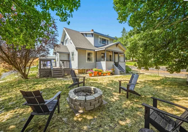 Photo 2 of Single family home for sale at 804 S Hillcrest Dr, Colfax, WA 99111 | MLS# PAC295714 | Listing updated on 2026-10-14