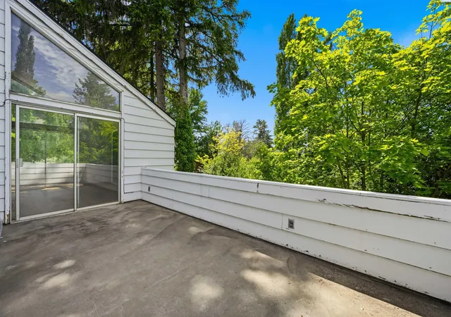 Photo 2 of Multi family home for sale at 1055 NE Indiana St, Pullman, WA 99163 | MLS# PAC295861 | Listing updated on 2026-10-21