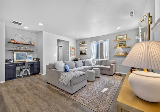 Photo 4 of Single family home for sale at 2351 W 23rd Avenue, Kennewick, WA 99337 | MLS# PAC295876 | Listing updated on 2026-10-17