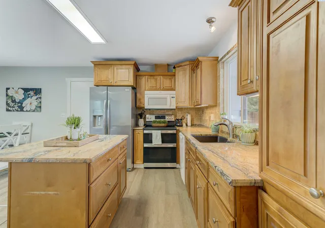 Photo 4 of Single family home for sale at 1825 Norwood Ct, Richland, WA 99354 | MLS# PAC295947 | Listing updated on 2026-10-20