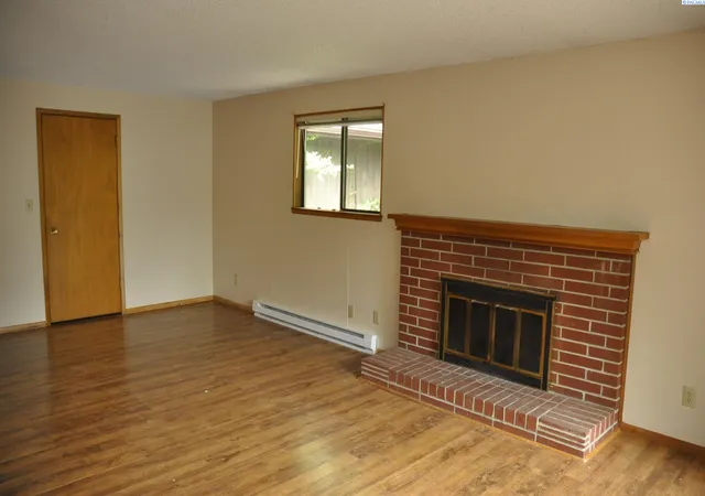 Photo 4 of House for sale at 425 NW North St, Pullman, WA 99163 | MLS# PAC295948 | Listing updated on 2026-10-16