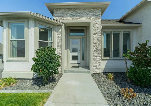 Photo 1 of Single family home for sale at 7066 Corsica St, West Richland, WA 99353 | MLS# PAC295956 | Listing updated on 2026-10-20