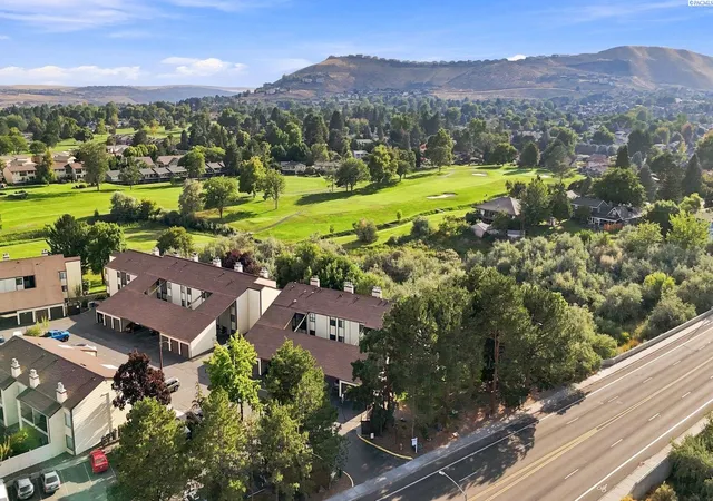 Condo for sale at 303 Gage Blvd, Richland, WA 99352 | MLS# PAC295974