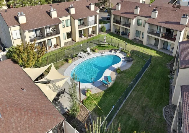 Photo 2 of Condo for sale at 303 Gage Blvd, Richland, WA 99352 | MLS# PAC295974 | Listing updated on 2026-10-16