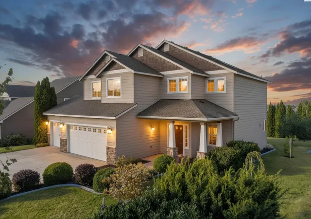 Photo 3 of Single family home for sale at 446 Satus St, Richland, WA 99352 | MLS# PAC296059 | Listing updated on 2026-10-15