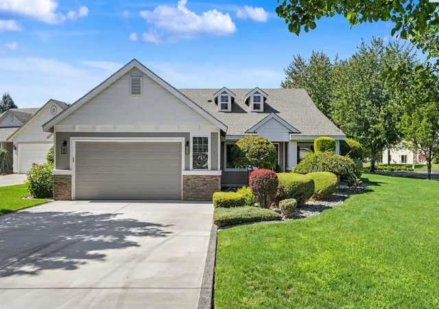 Photo 1 of Single family home for sale at 1 Dahlia Ct, Pasco, WA 99301 | MLS# PAC296063 | Listing updated on 2026-10-24