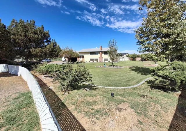 Photo 3 of Single family home for sale at 44302 E Alderbrook Ct, West Richland, WA 99353 | MLS# PAC296068 | Listing updated on 2026-10-22
