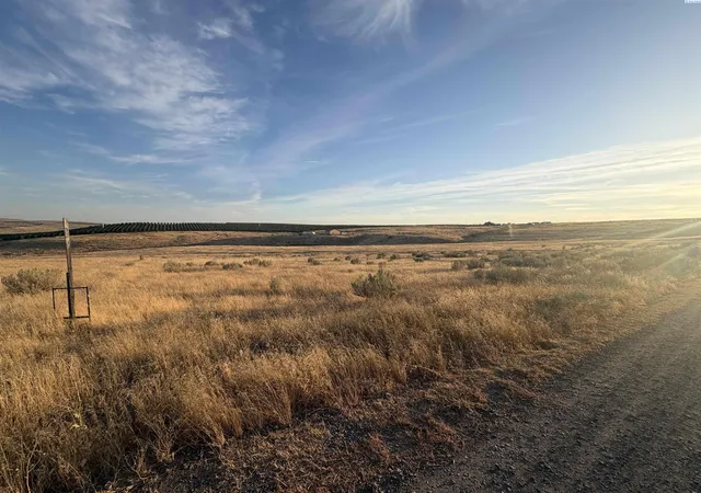 Photo 1 of Land for sale at Tbd Conrad Rd, Selah, WA 98942 | MLS# PAC296071 | Listing updated on 2026-10-14
