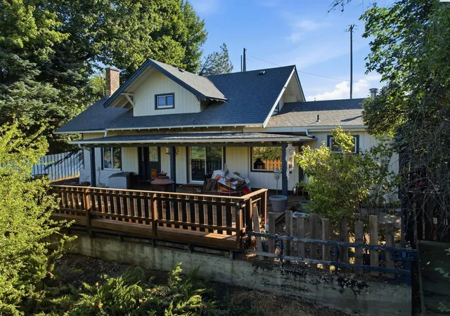 Photo 1 of Single family home for sale at 405 S Mill St, Colfax, WA 99111 | MLS# PAC296103 | Listing updated on 2026-10-22