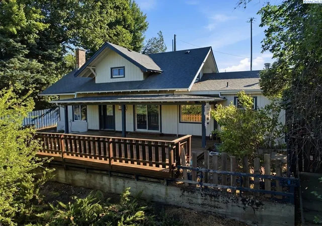 Photo 2 of Single family home for sale at 405 S Mill St, Colfax, WA 99111 | MLS# PAC296103 | Listing updated on 2026-10-22
