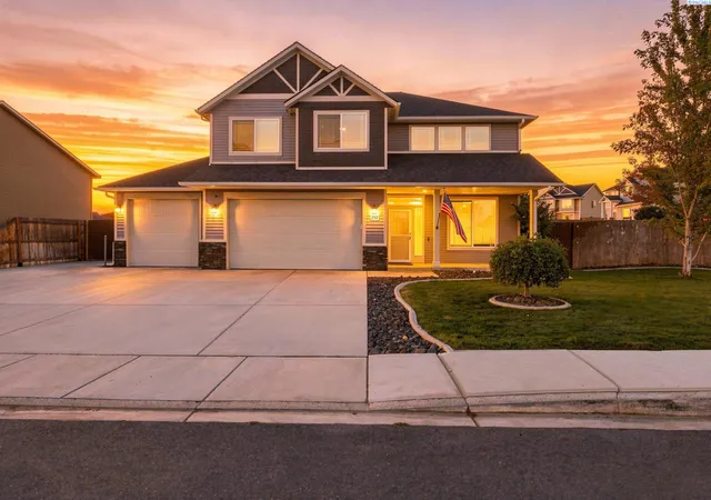 Photo 1 of Single family home for sale at 5902 Nauvoo Ln, Pasco, WA 99301 | MLS# PAC296117 | Listing updated on 2026-10-16