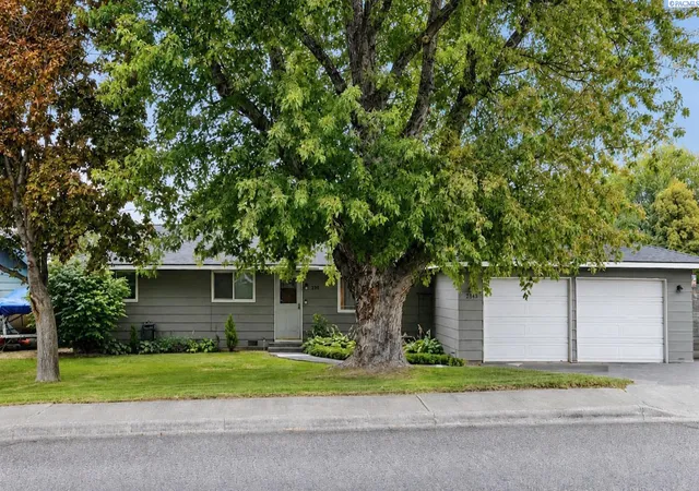Photo 1 of Single family home for sale at 2343 S Garfield St, Kennewick, WA 99337 | MLS# PAC296179 | Listing updated on 2026-10-21