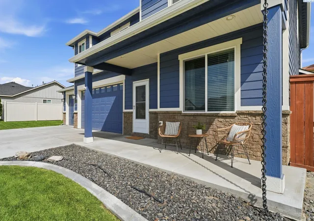 Photo 2 of Single family home for sale at 6109 Turf Paradise Dr, Pasco, WA 99301 | MLS# PAC296191 | Listing updated on 2026-10-20