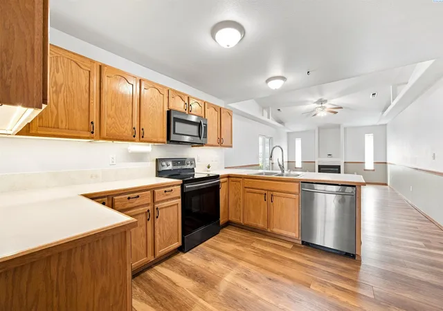 Photo 4 of Single family home for sale at 8827 W Klamath Ave, Kennewick, WA 99336 | MLS# PAC296199 | Listing updated on 2026-10-17