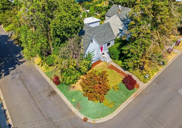 Photo 3 of Single family home for sale at 146 148 Se Water St, Pullman, WA 99163 | MLS# PAC296238 | Listing updated on 2026-10-27