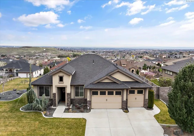 Photo 1 of Single family home for sale at 1658 Sorrento Ln, Richland, WA 99352 | MLS# PAC296261 | Listing updated on 2026-10-20