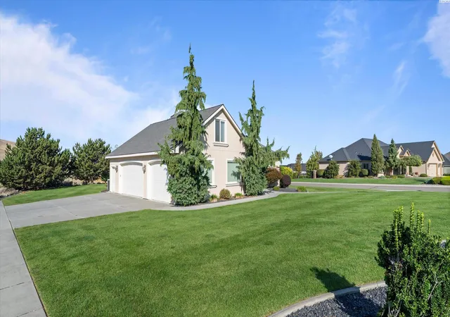 Photo 1 of Single family home for sale at 934 Allenwhite Dr, Richland, WA 99352 | MLS# PAC296315 | Listing updated on 2026-10-28