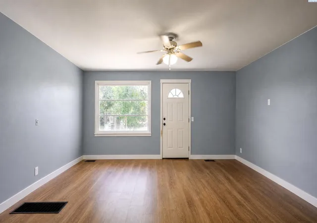 Photo 3 of Sale Pending at 1912 Road 48, Pasco, WA 99301 | MLS# PAC296321 | Listing updated on 2026-10-21