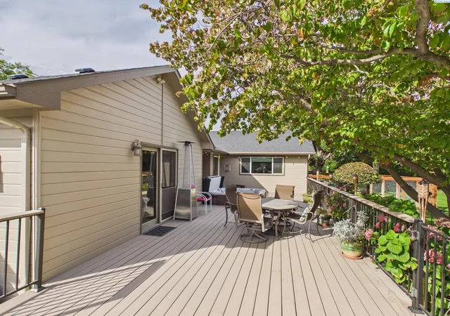 Photo 2 of Single family home for sale at 2422 Mark Ave, Richland, WA 99352 | MLS# PAC296322 | Listing updated on 2026-10-20