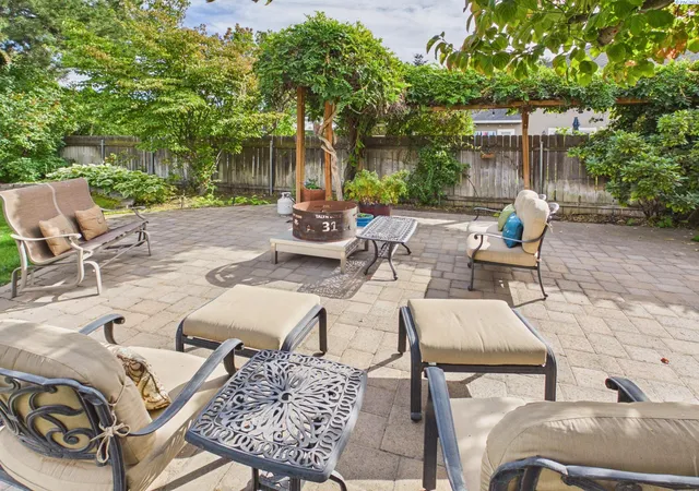 Photo 3 of Single family home for sale at 2422 Mark Ave, Richland, WA 99352 | MLS# PAC296322 | Listing updated on 2026-10-20
