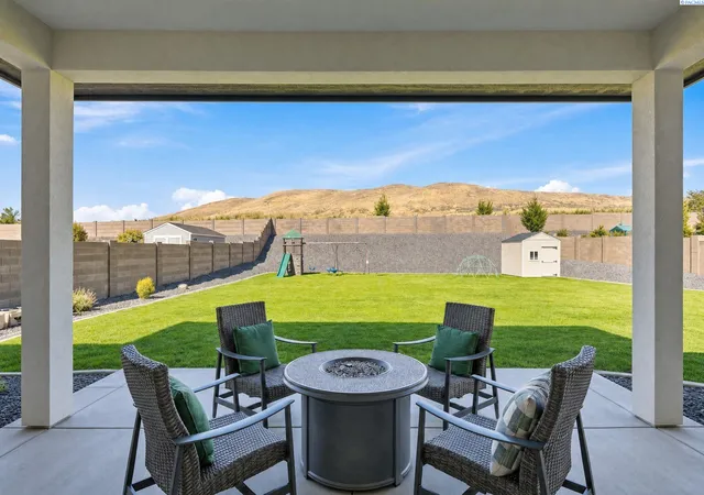 Photo 2 of Single family home for sale at 3790 Highview St, Richland, WA 99352 | MLS# PAC296332 | Listing updated on 2026-10-22