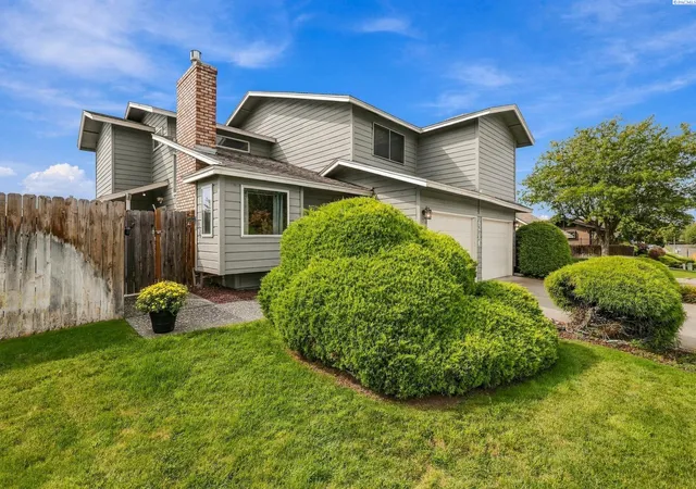 Photo 2 of Single family home for sale at 4214 Desert Pl, Pasco, WA 99301 | MLS# PAC296343 | Listing updated on 2026-10-20