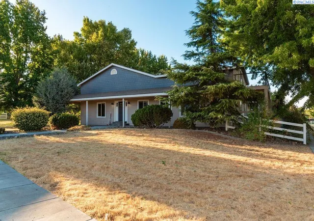 Photo 2 of Single family home for sale at 96305 N Yakima River Dr, West Richland, WA 99353 | MLS# PAC296348 | Listing updated on 2026-10-16
