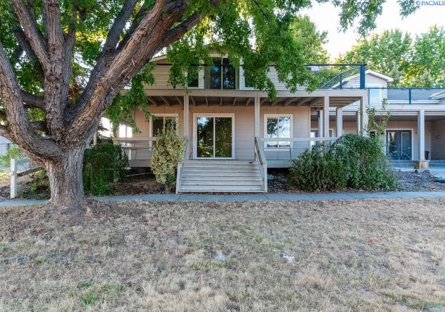 Photo 3 of Single family home for sale at 96305 N Yakima River Dr, West Richland, WA 99353 | MLS# PAC296348 | Listing updated on 2026-10-16