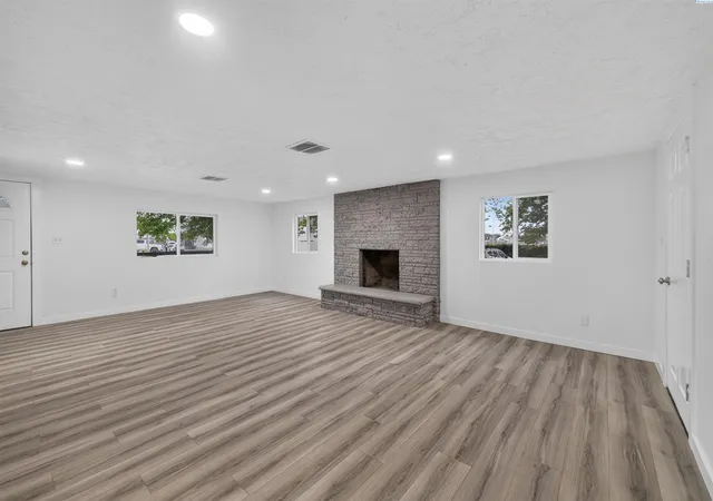 Photo 3 of Single family home for sale at 6605 Argent Rd, Pasco, WA 99301 | MLS# PAC296350 | Listing updated on 2026-10-29