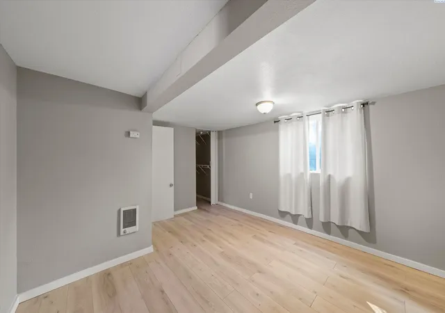 Photo 3 of Single family home for sale at 215 N 12th Avenue, Pasco, WA 99301 | MLS# PAC296359 | Listing updated on 2026-10-29
