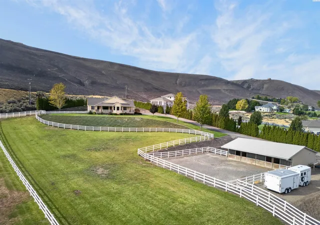 Photo 1 of Sale Pending at 30436 S 984 Prairie Se, Kennewick, WA 99338 | MLS# PAC296384 | Listing updated on 2026-10-21