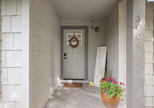 Photo 1 of Single family home for sale at 3009 S Yelm St, Kennewick, WA 99337 | MLS# PAC296394 | Listing updated on 2026-10-19