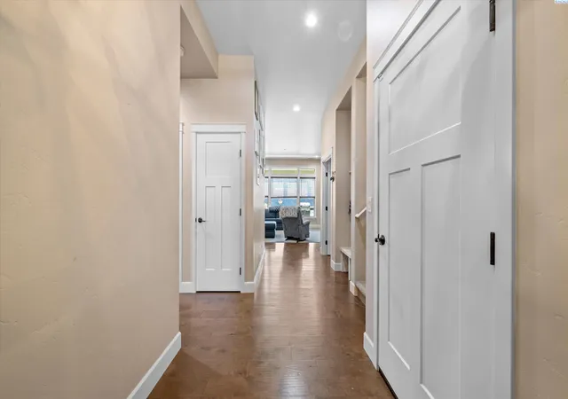 Photo 2 of Single family home for sale at 7001 W 32nd Avenue, Kennewick, WA 99338 | MLS# PAC296486 | Listing updated on 2026-10-20