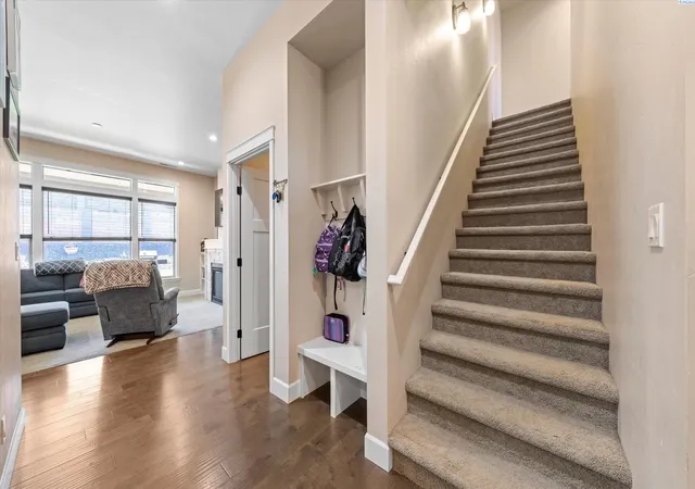 Photo 3 of Single family home for sale at 7001 W 32nd Avenue, Kennewick, WA 99338 | MLS# PAC296486 | Listing updated on 2026-10-20