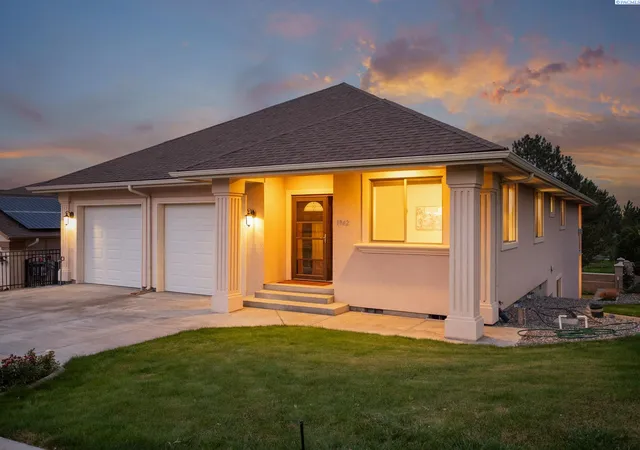Photo 1 of Sale Pending at 1942 Sky Meadow Ave, Richland, WA 99352 | MLS# PAC296487 | Listing updated on 2026-10-22