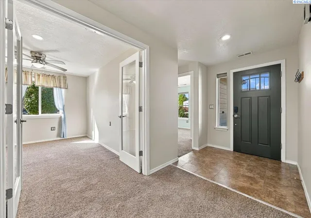 Photo 2 of Sale Pending at 6914 Yellowstone Dr, Pasco, WA 99301 | MLS# PAC296499 | Listing updated on 2026-10-23