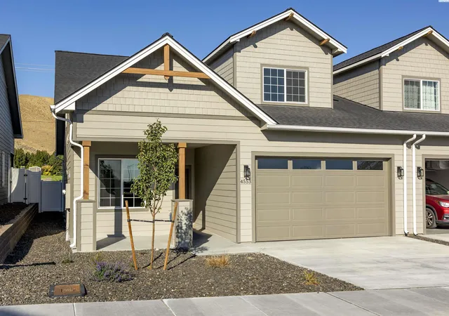 Townhouse for sale at 4553 Grove Ct, West Richland, WA 99353 | MLS# PAC296509