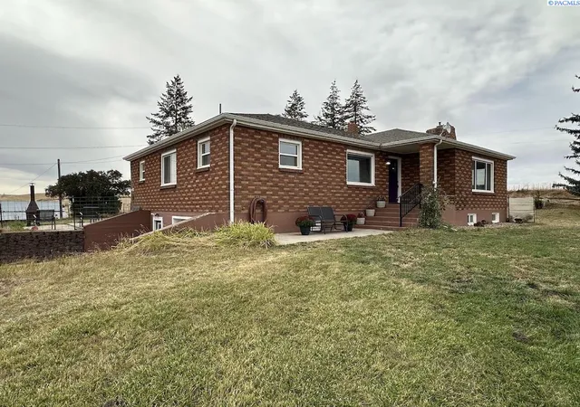 Photo 3 of Single family home for sale at 4052 Oakesdale Rd, Oakesdale, WA 99158 | MLS# PAC296531 | Listing updated on 2026-10-20