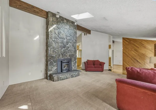 Photo 3 of Single family home for sale at 815 S Anderson St, Kennewick, WA 99336 | MLS# PAC296540 | Listing updated on 2026-10-20