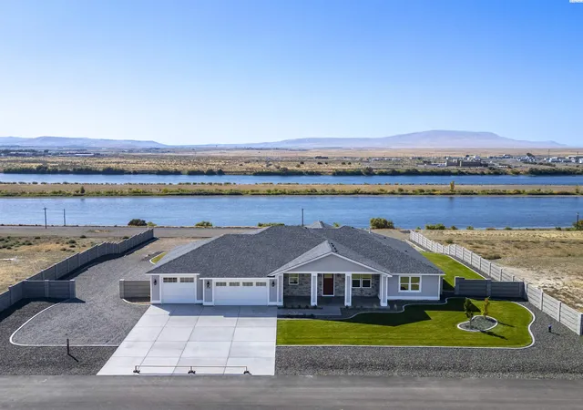 Photo 1 of Single family home for sale at 359 Panoramic Dr, Pasco, WA 99301 | MLS# PAC296546 | Listing updated on 2026-10-28