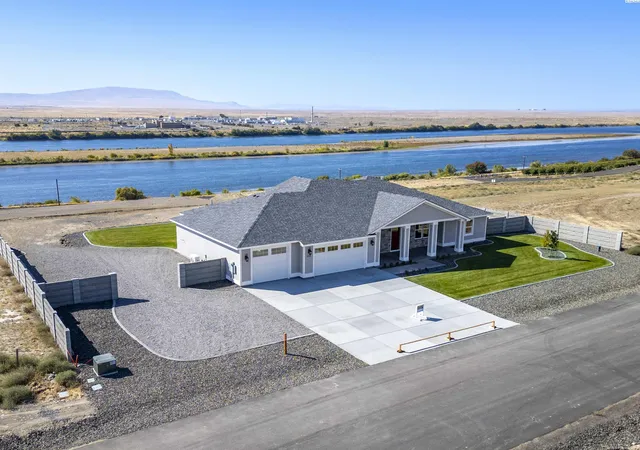 Photo 1 of Single family home for sale at 359 Panoramic Dr, Pasco, WA 99301 | MLS# PAC296546 | Listing updated on 2026-10-17
