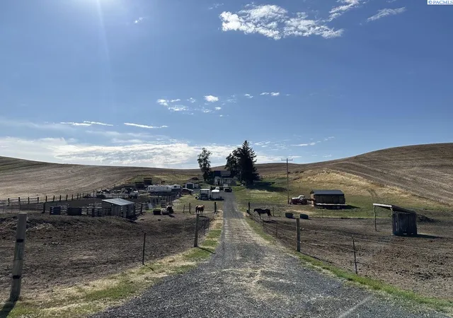 Single family home for sale at 2240 Sr 272, Colfax, WA 99111 | MLS# PAC296565