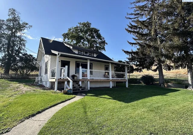 Photo 2 of Single family home for sale at 2240 Sr 272, Colfax, WA 99111 | MLS# PAC296565 | Listing updated on 2026-10-14