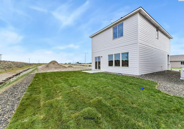 Photo 3 of Single family home for sale at 261 N Dewberry Pl, Kennewick, WA 99336 | MLS# PAC296579 | Listing updated on 2026-10-14
