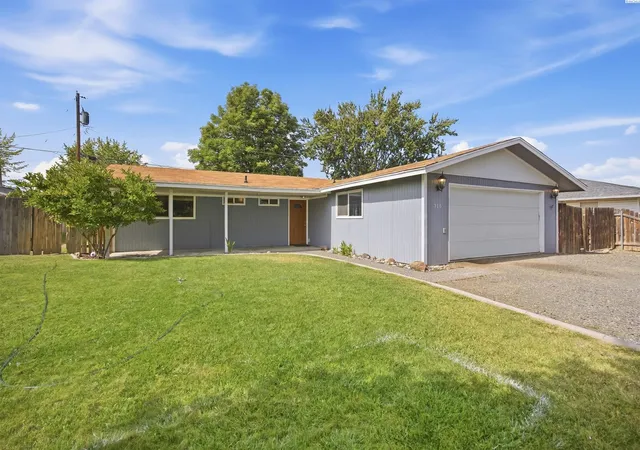 Photo 1 of Sale Pending at 316 S Neel St, Kennewick, WA 99336 | MLS# PAC296582 | Listing updated on 2026-10-21